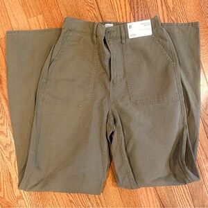 NWT a.n.a. Green Khaki High Waisted High-Rise Wide Leg Trousers Pants | Size 4T